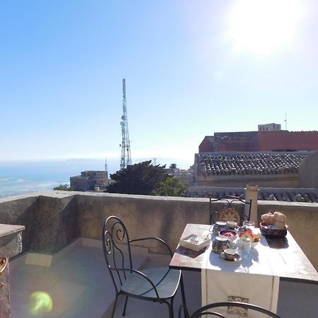 Appartamenti Liberty Erice Buitenkant foto