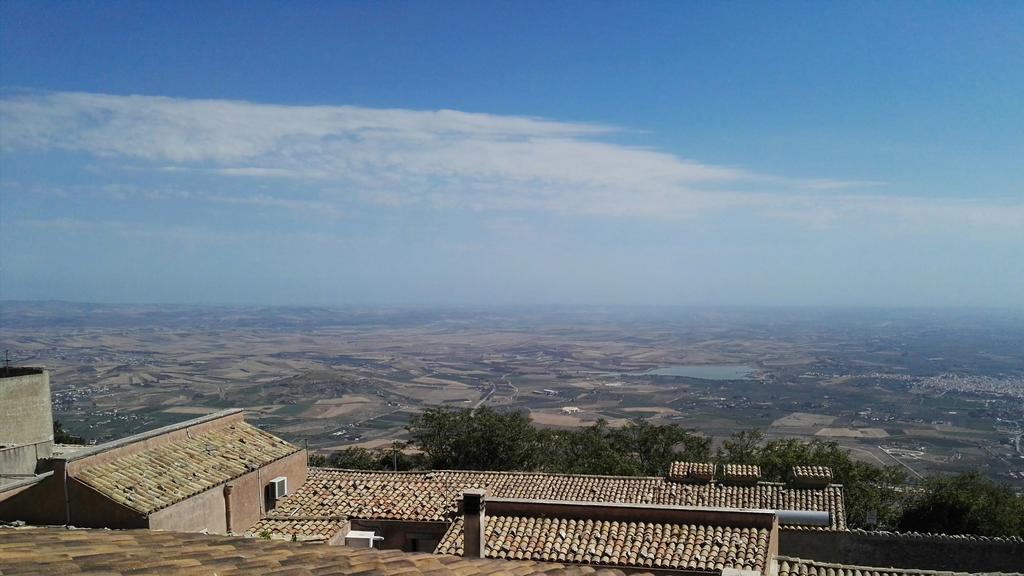 Appartamenti Liberty Erice Buitenkant foto