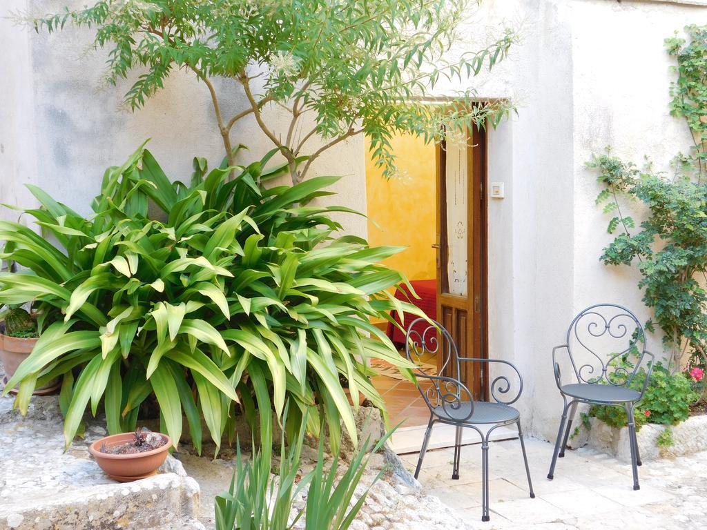 Appartamenti Liberty Erice Buitenkant foto