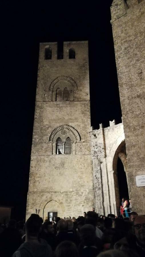 Appartamenti Liberty Erice Buitenkant foto